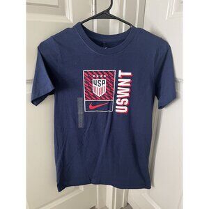 NIKE USWNT SOCCER TEAM USA womens team Tee Size Youth MEDIUM